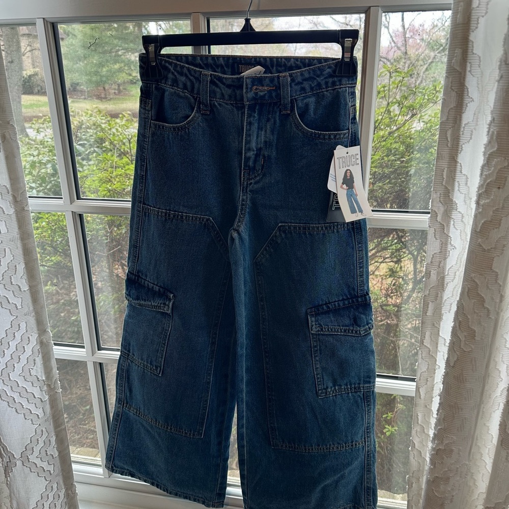 Wide-Leg Denim Cargo Jeans